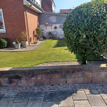Ferienwohnung Emma レーア エクステリア 写真